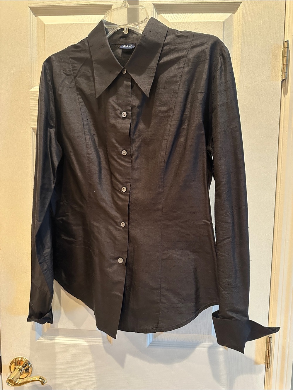 GAP Black Long-Sleeve Button-Down Shirt